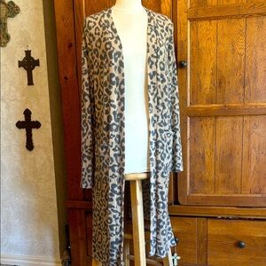 Paper Crane⭐️NWT Leopard Print Long Soft Cardigan🐆Tan & Black Size Large